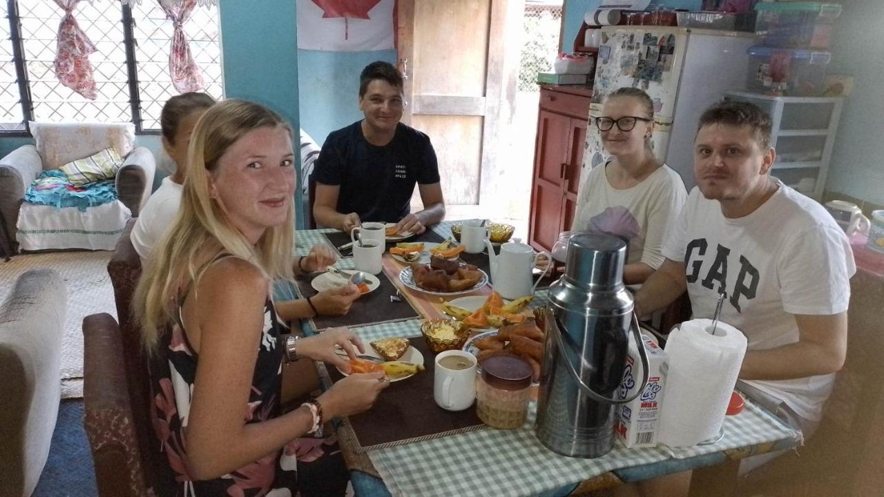 Save'S Homestay Nadi Eksteriør billede